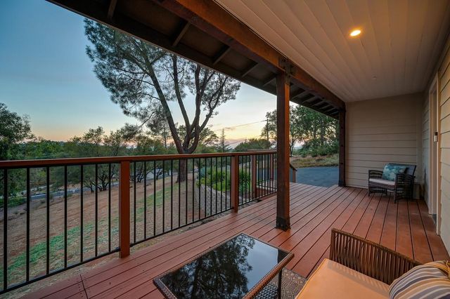 23339 Wayfarer Ct, Auburn, CA 95602