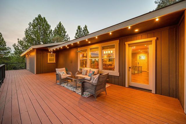 23339 Wayfarer Ct, Auburn, CA 95602