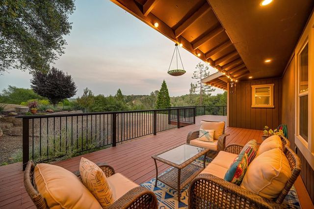 23339 Wayfarer Ct, Auburn, CA 95602
