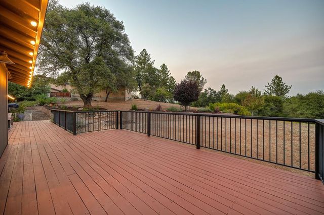 23339 Wayfarer Ct, Auburn, CA 95602