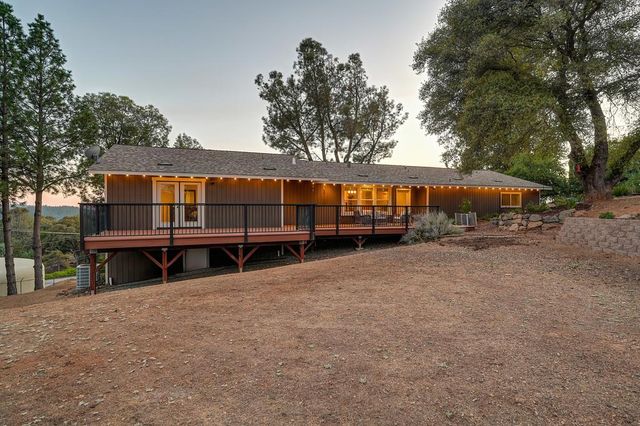 23339 Wayfarer Ct, Auburn, CA 95602