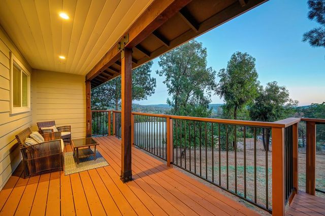 23339 Wayfarer Ct, Auburn, CA 95602