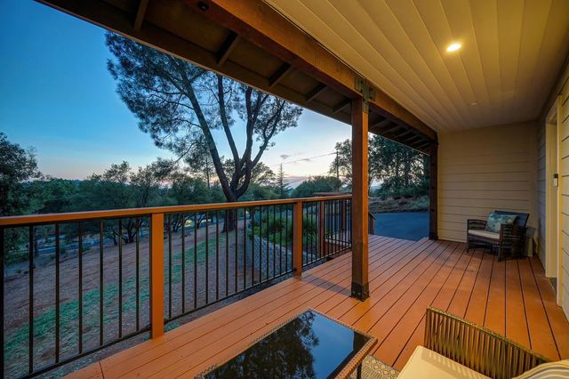 23339 Wayfarer Ct, Auburn, CA 95602