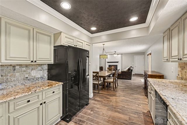 907 Debbie Court, Clayton, OH 45415