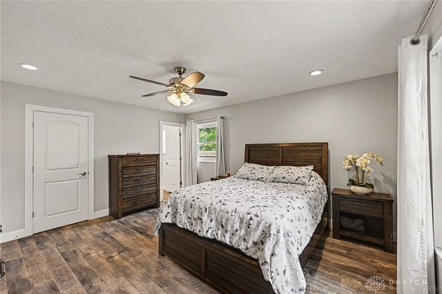 907 Debbie Court, Clayton, OH 45415