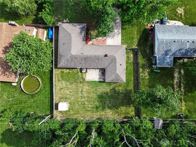 907 Debbie Court, Clayton, OH 45415