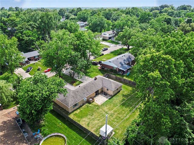 907 Debbie Court, Clayton, OH 45415