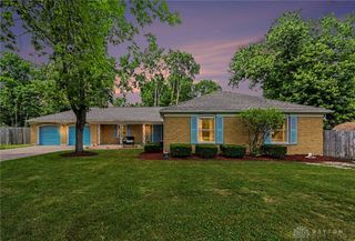 907 Debbie Court, Clayton, OH 45415