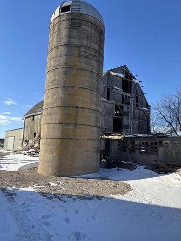 W397S11030 Chimney Rock, Eagle, WI 53119