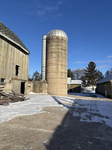 W397S11030 Chimney Rock, Eagle, WI 53119