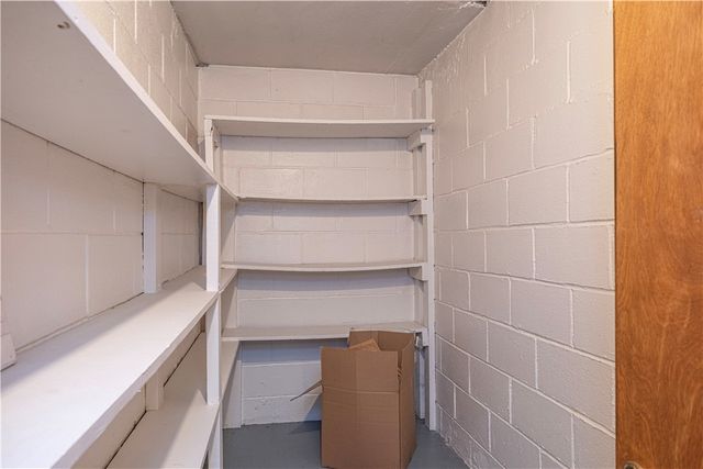 204 Marburger Rd, Forward Twp, PA 16033