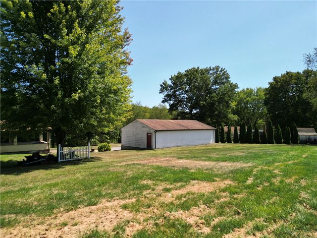 204 Marburger Rd, Forward Twp, PA 16033