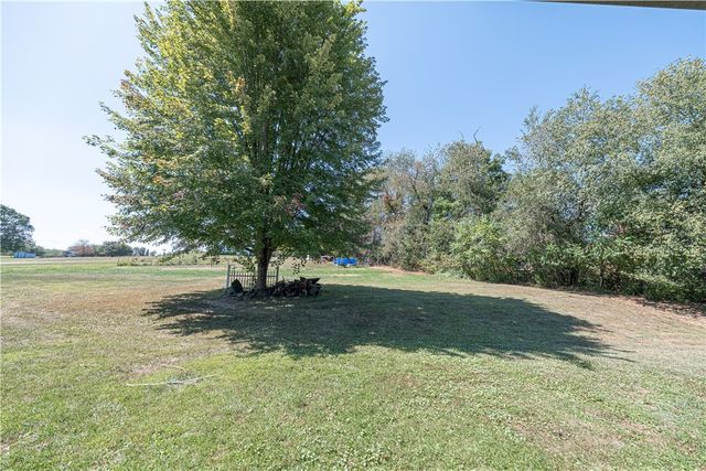 204 Marburger Rd, Forward Twp, PA 16033