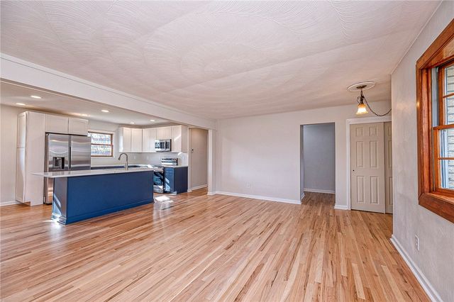 204 Marburger Rd, Forward Twp, PA 16033