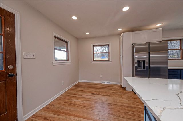 204 Marburger Rd, Forward Twp, PA 16033