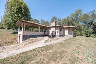 204 Marburger Rd, Forward Twp, PA 16033