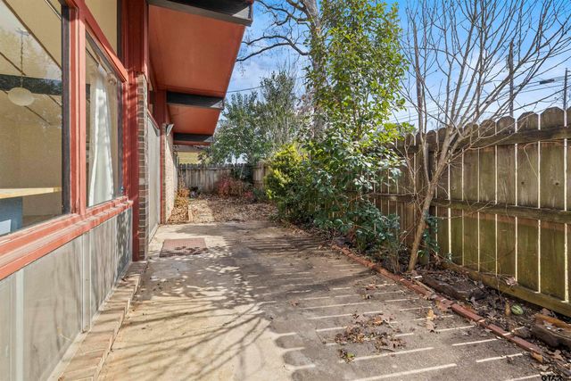 1329 Terre Haute, Tyler, TX 75701