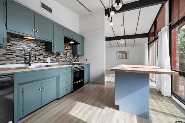 1329 Terre Haute, Tyler, TX 75701