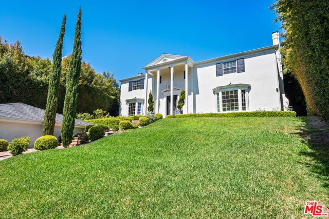 462 Warner Avenue, Los Angeles, CA 90024