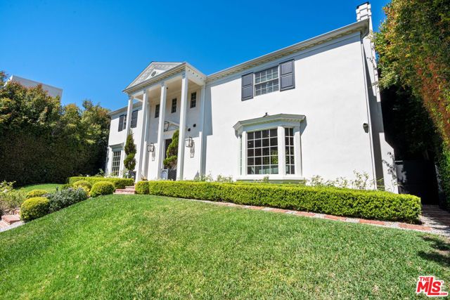 462 Warner Avenue, Los Angeles, CA 90024