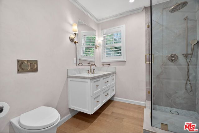 462 Warner Avenue, Los Angeles, CA 90024
