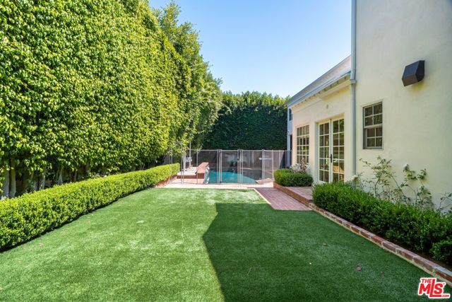 462 Warner Avenue, Los Angeles, CA 90024