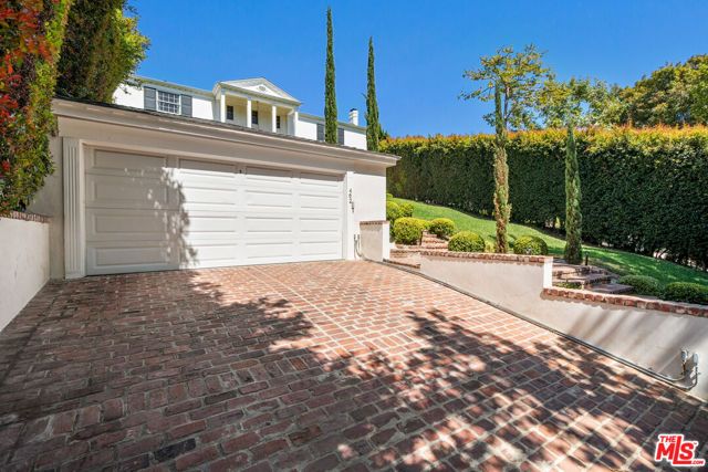 462 Warner Avenue, Los Angeles, CA 90024