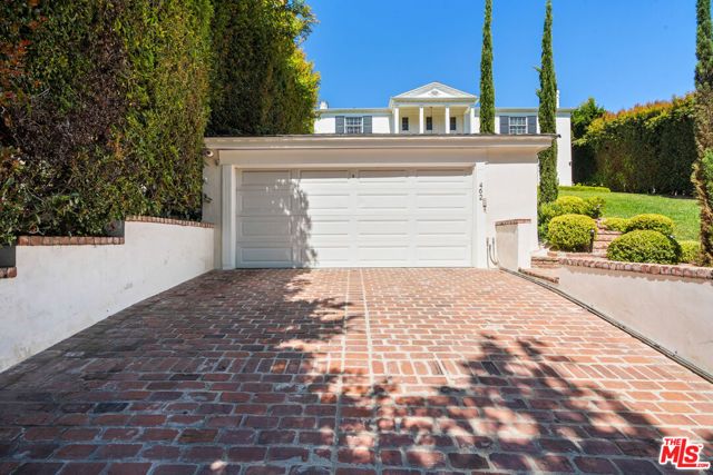 462 Warner Avenue, Los Angeles, CA 90024