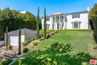 462 Warner Avenue, Los Angeles, CA 90024