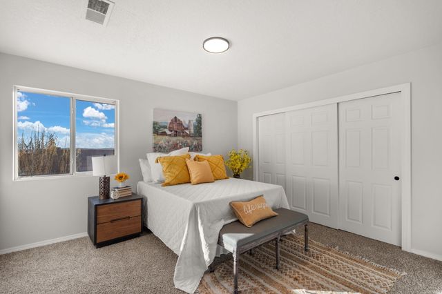 624 Sedona Meadows Drive NE, Rio Rancho, NM 87144