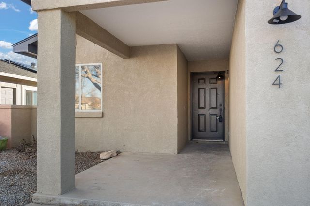 624 Sedona Meadows Drive NE, Rio Rancho, NM 87144