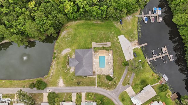 148 LAKE MARGO Drive, Satsuma, FL 32189