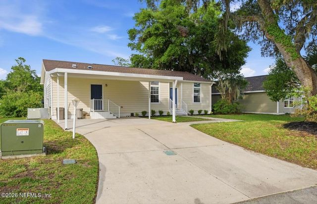 148 LAKE MARGO Drive, Satsuma, FL 32189