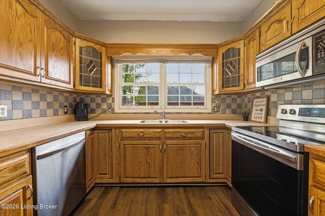 60 Magnolia Ct, Pendleton, KY 40055