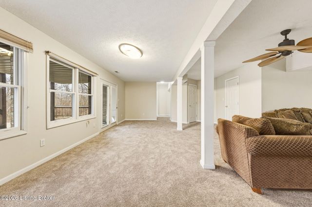 60 Magnolia Ct, Pendleton, KY 40055