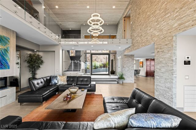 1315 Alpine Drive, Boulder City, NV 89005