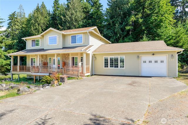 637 Del Guzzi Drive, Port Angeles, WA 98362