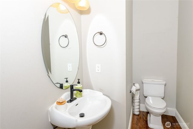 637 Del Guzzi Drive, Port Angeles, WA 98362