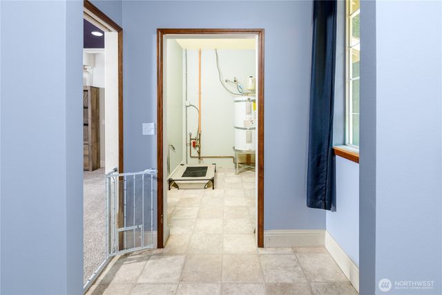 637 Del Guzzi Drive, Port Angeles, WA 98362