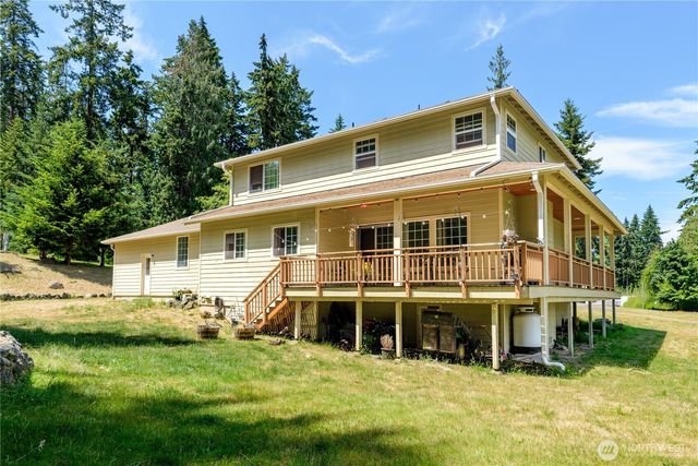 637 Del Guzzi Drive, Port Angeles, WA 98362