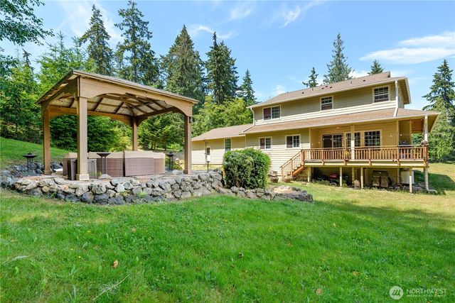 637 Del Guzzi Drive, Port Angeles, WA 98362
