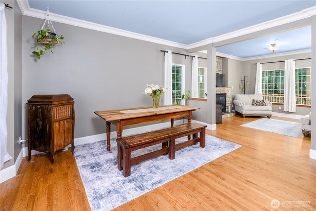 637 Del Guzzi Drive, Port Angeles, WA 98362