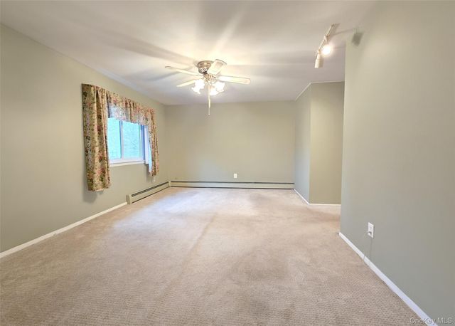 342 Thrift Street, Ronkonkoma, NY 11779