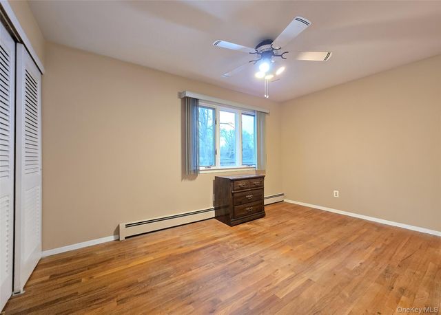 342 Thrift Street, Ronkonkoma, NY 11779