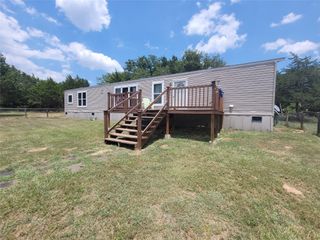 566 Herron TRL, Mcdade, TX 78650