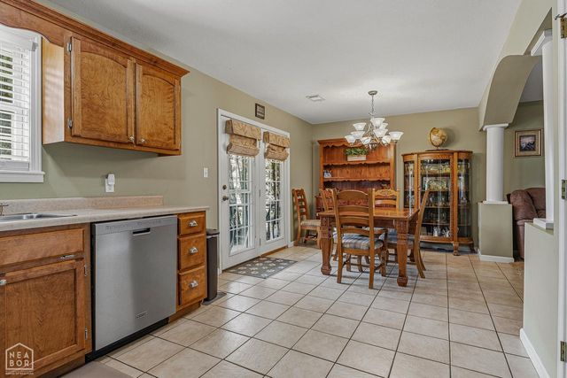 5502 S 32nd Street, Paragould, AR 72450