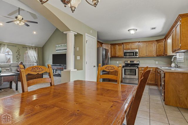 5502 S 32nd Street, Paragould, AR 72450