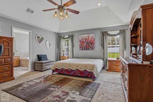 5502 S 32nd Street, Paragould, AR 72450