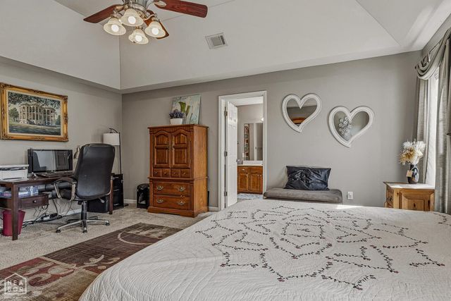 5502 S 32nd Street, Paragould, AR 72450