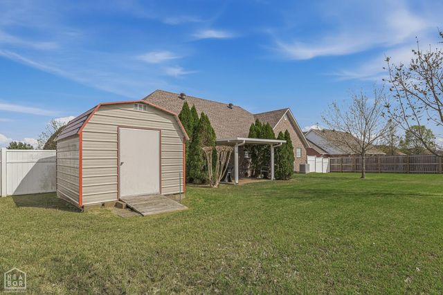 5502 S 32nd Street, Paragould, AR 72450